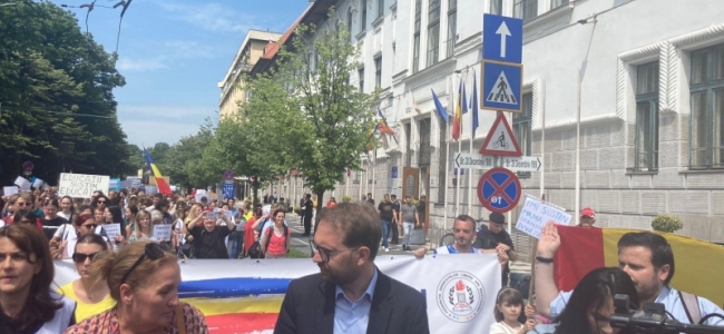 TIMIȘOARA | Primarul USR al Timișoarei, Dominic Fritz , susține revendicările cadrelor didactice