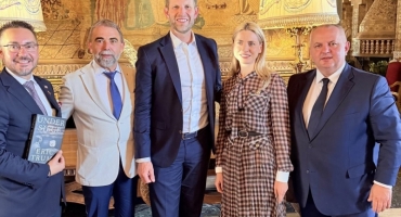 TRUMP TOWER la Cluj Napoca, investiții de 500 de milioane de dolari. Eric Trump vine în România!